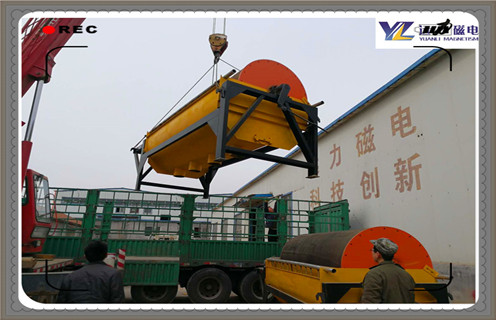 小型磁選機，選擇合適的小型磁選機助力您的工業(yè)生產_礦用選擇合適的小型磁選機助力您的工業(yè)生產_小型強磁滾筒磁選機 