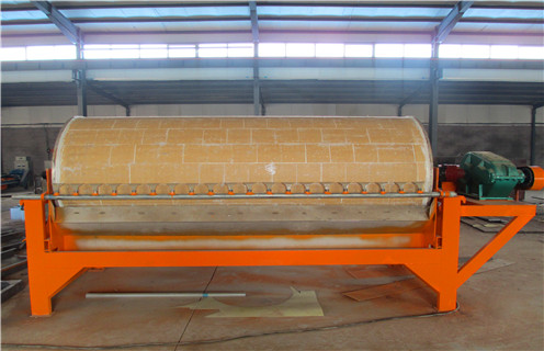 輥磨機(jī)，單傳動(dòng)高壓輥磨機(jī)質(zhì)量好， 單傳動(dòng)高壓輥磨機(jī)質(zhì)量好，磁場(chǎng)一般為多少_磁塊如何排列